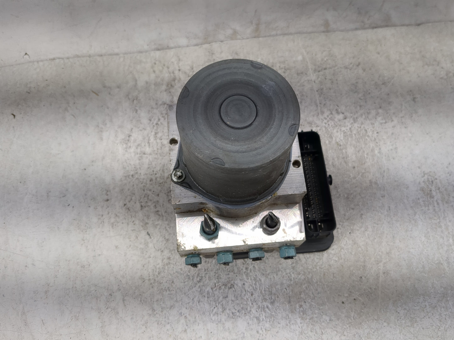 2021 Audi A4 ABS Pump Control Module Replacement P/N:8W0614517AM 0265299699, 269731 Fits OEM Used Auto Parts - Oemusedautopa