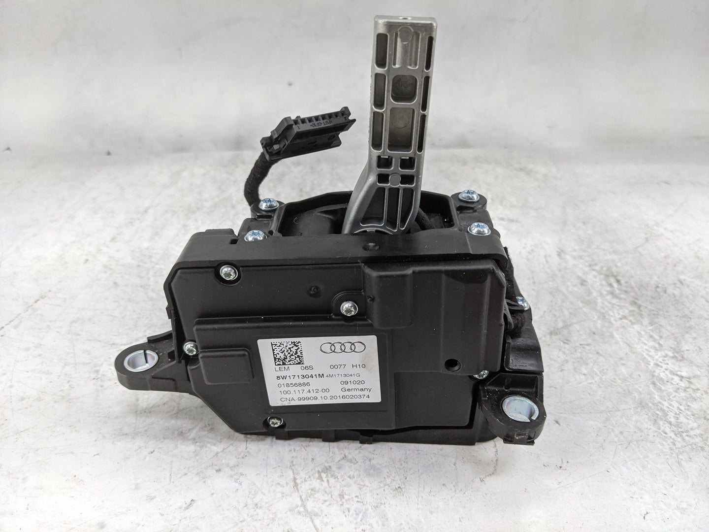 2021 Audi Aus4 Floor Console Assembly Shifter - Oemusedautoparts1.com