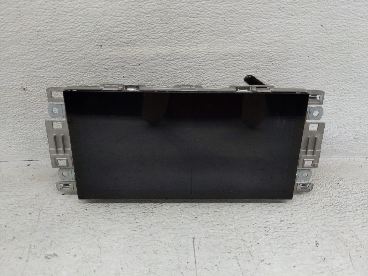 2019-2021 Audi Q3 Information Display Screen - Oemusedautoparts1.com