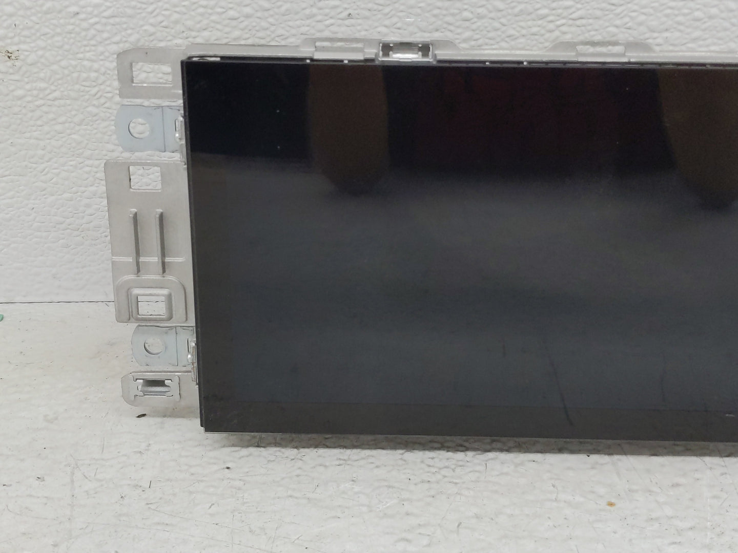 2019-2021 Audi Q3 Information Display Screen - Oemusedautoparts1.com
