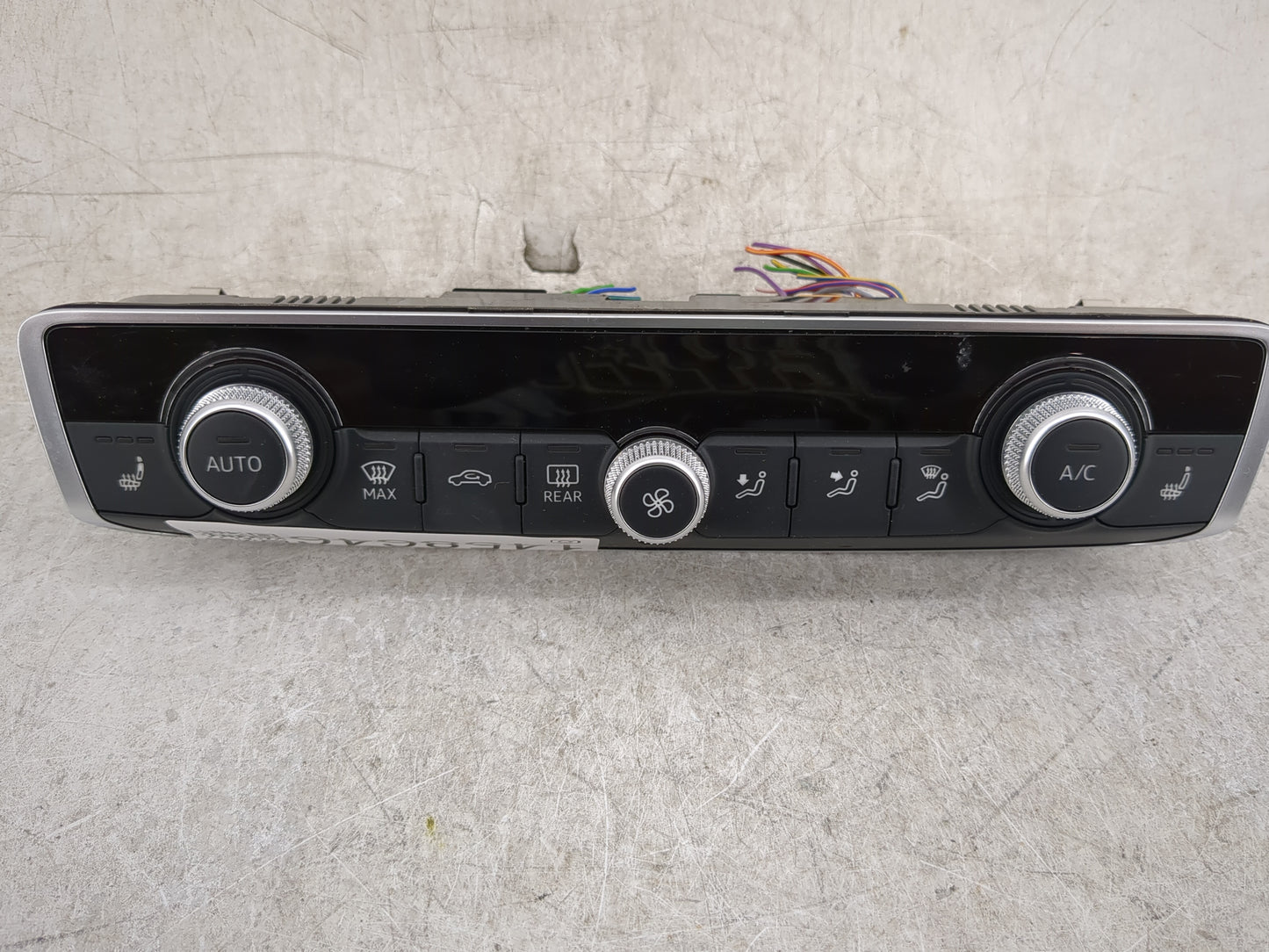 2019-2021 Audi Q3 Climate Control Module Temperature AC/Heater Replacement P/N:83A 820 043 Q Fits Fits 2019 2020 2021 OEM Us