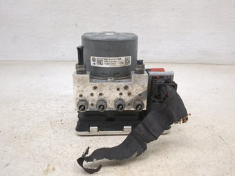 compare product 2021 Audi Q3 ABS Pump Control Module Replacement P/N:5Q0614517GB 10.0220-2155.4 Fits Fits 2022 OEM Used Auto Parts