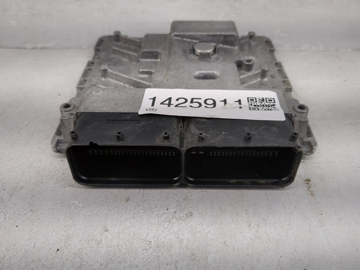 2021 Audi Q5 PCM Engine Control Computer ECU ECM PCU OEM P/N:06L907425B Fits OEM Used Auto Parts - Oemusedautoparts1.com