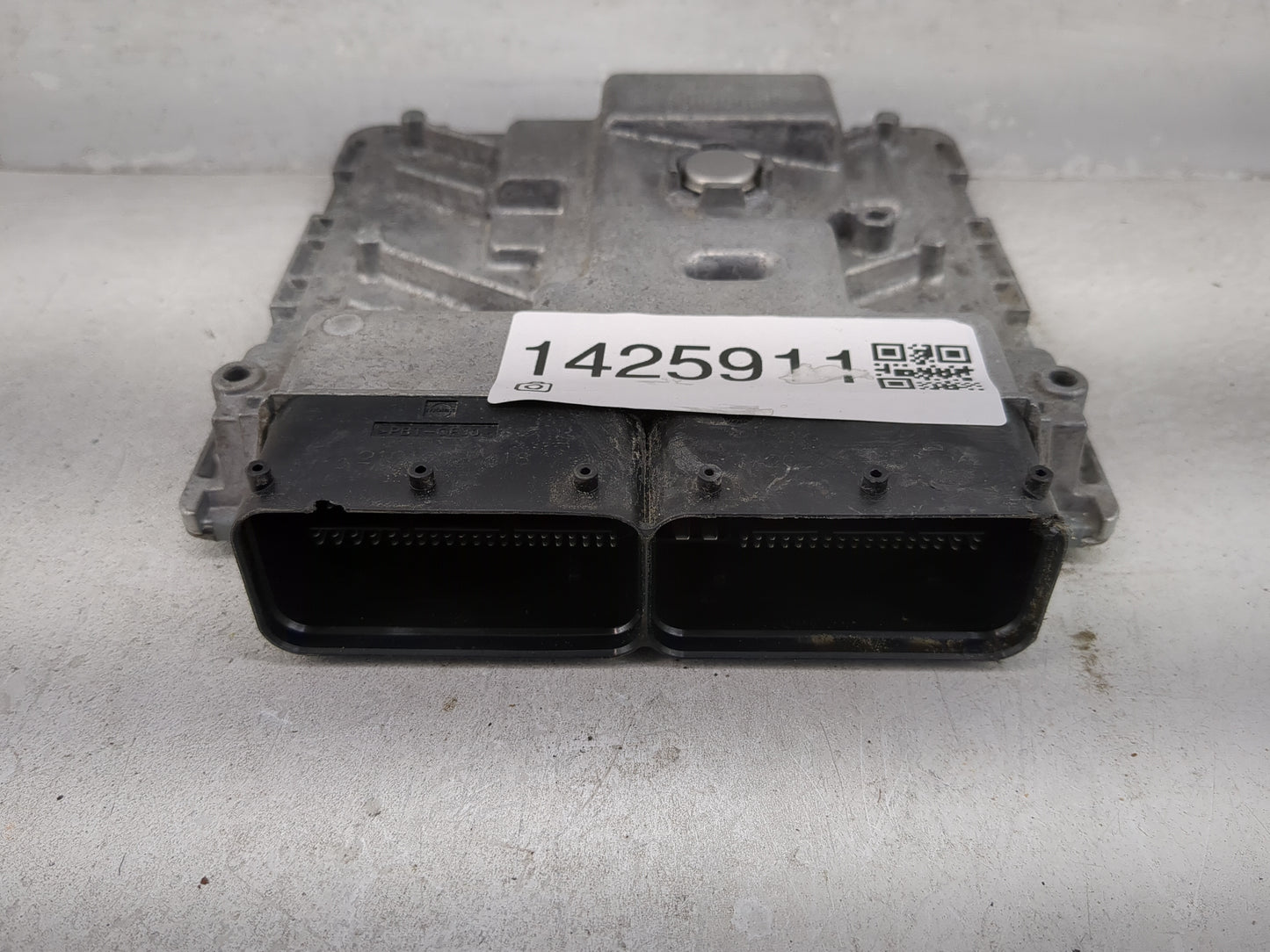 2021 Audi Q5 PCM Engine Control Computer ECU ECM PCU OEM P/N:06L907425B Fits OEM Used Auto Parts - Oemusedautoparts1.com