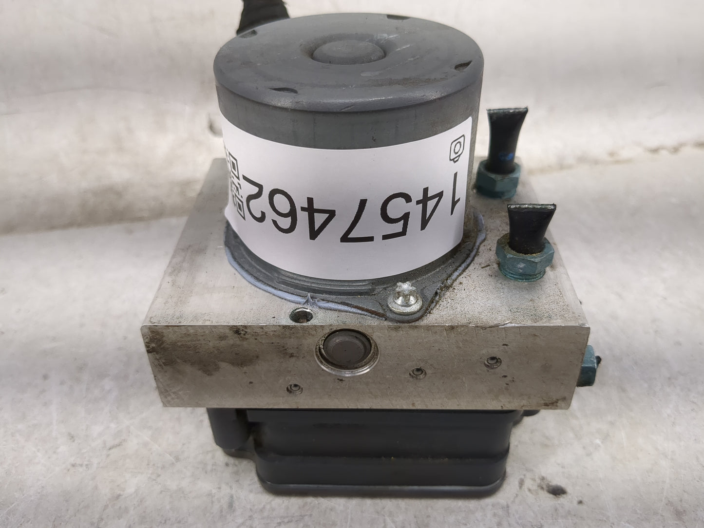2021 Audi Q5 ABS Pump Control Module Replacement P/N:80A614517P Fits OEM Used Auto Parts - Oemusedautoparts1.com