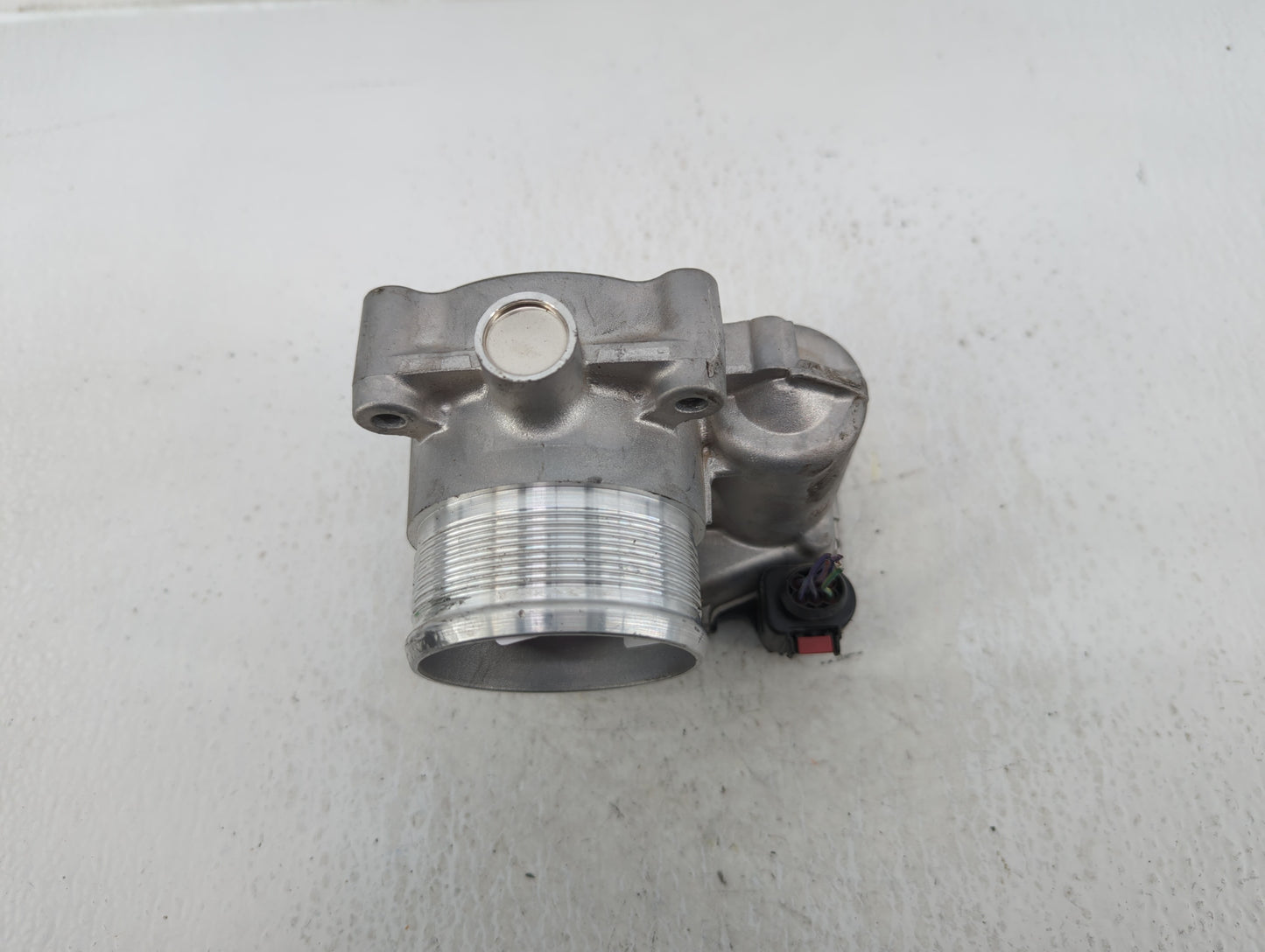 2020-2021 Audi Q5 Throttle Body P/N:06K 133 062 AS Fits Fits 2017 2018 2019 2020 2021 2022 OEM Used Auto Parts - Oemusedauto