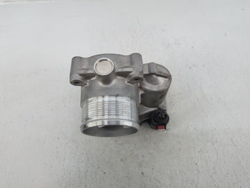 2020-2021 Audi Q5 Throttle Body P/N:06K 133 062 AS Fits Fits 2017 2018 2019 2020 2021 2022 OEM Used Auto Parts