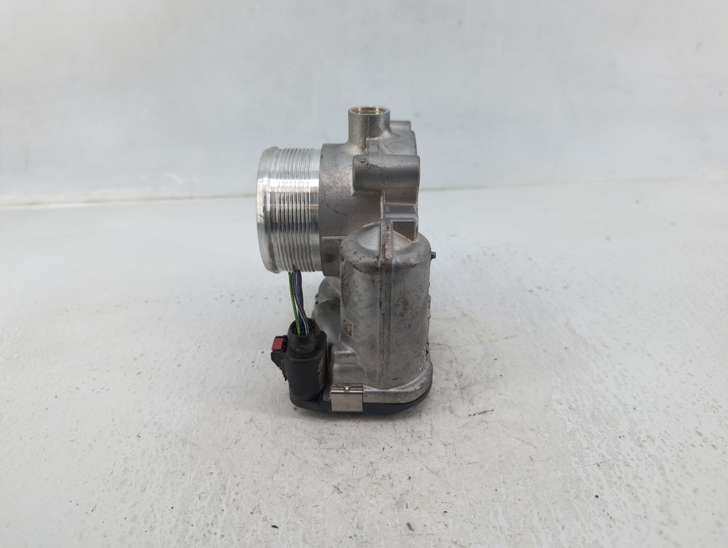 2020-2021 Audi Q5 Throttle Body P/N:06K 133 062 AS Fits Fits 2017 2018 2019 2020 2021 2022 OEM Used Auto Parts - Oemusedauto