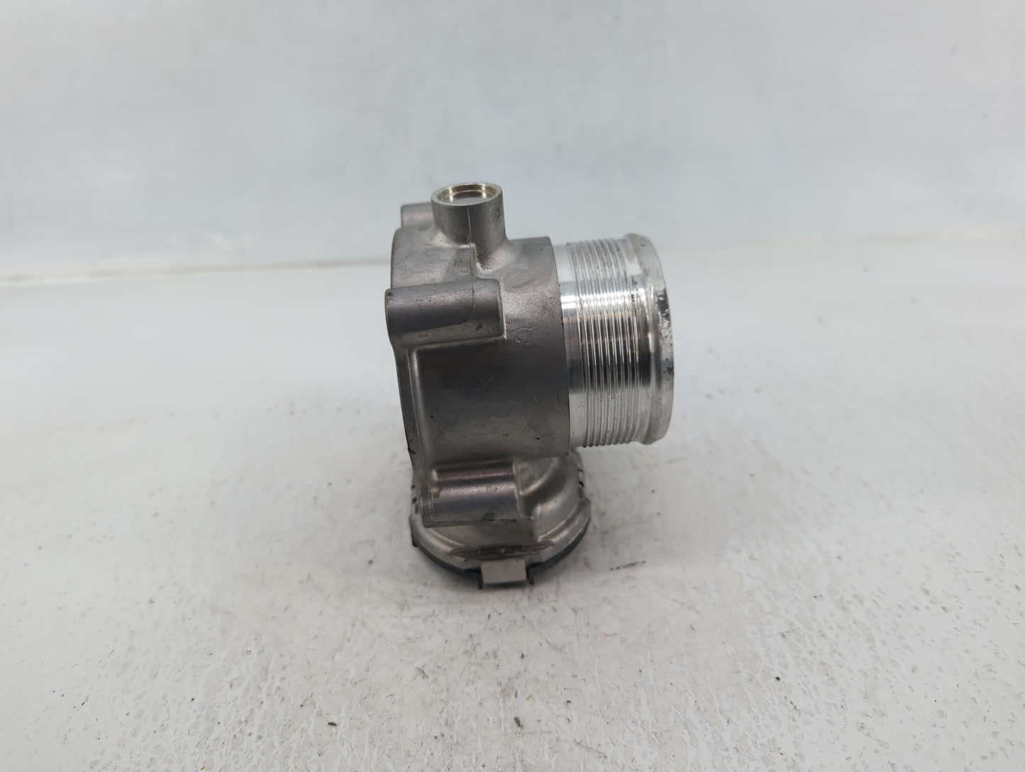 2020-2021 Audi Q5 Throttle Body P/N:06K 133 062 AS Fits Fits 2017 2018 2019 2020 2021 2022 OEM Used Auto Parts - Oemusedauto