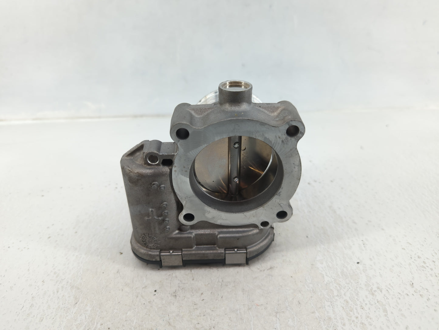 2021 Audi Q5 Throttle Body P/N:06K 133 062 AS Fits OEM Used Auto Parts - Oemusedautoparts1.com