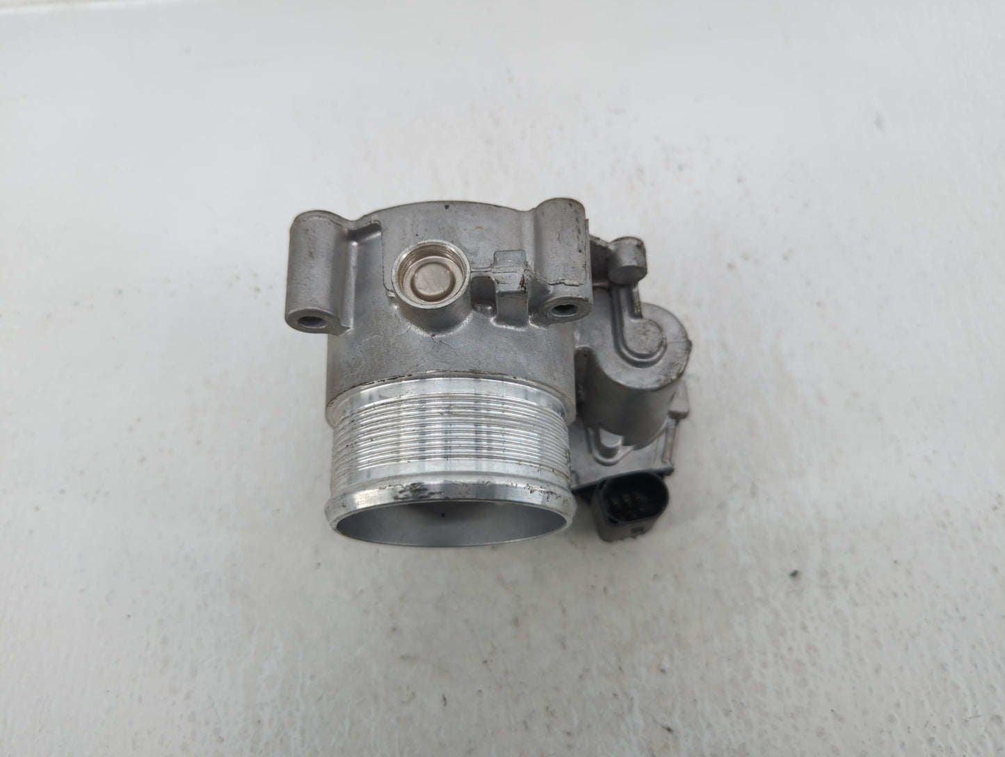 2021 Audi Q5 Throttle Body P/N:06Q 133 062 A Fits OEM Used Auto Parts - Oemusedautoparts1.com