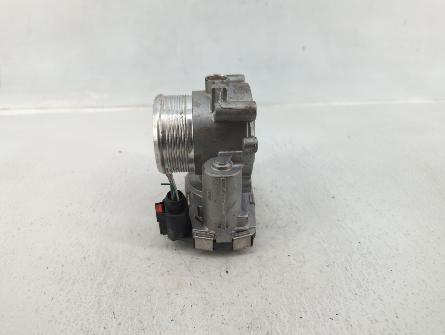 2021 Audi Q5 Throttle Body P/N:06Q 133 062 A Fits OEM Used Auto Parts - Oemusedautoparts1.com