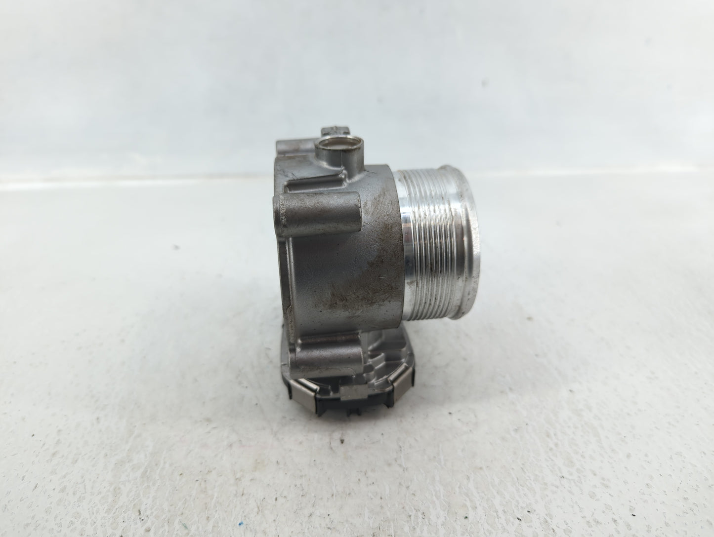 2021 Audi Q5 Throttle Body P/N:06Q 133 062 A Fits OEM Used Auto Parts - Oemusedautoparts1.com