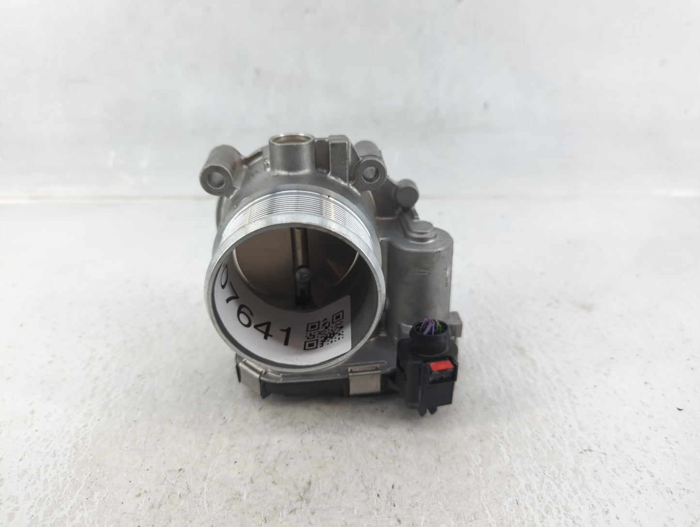 2021 Audi Q5 Throttle Body P/N:06Q 133 062 A Fits OEM Used Auto Parts - Oemusedautoparts1.com