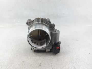 2021 Audi Q5 Throttle Body P/N:06Q 133 062 A Fits OEM Used Auto Parts - Oemusedautoparts1.com