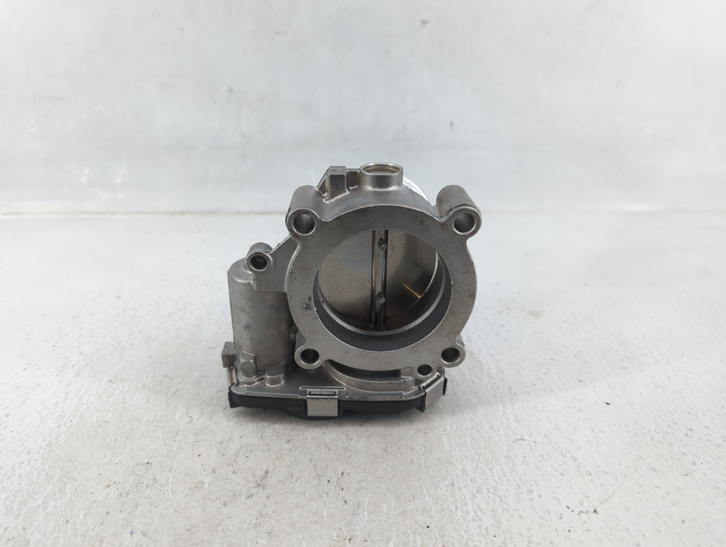 2021 Audi Q5 Throttle Body P/N:06Q 133 062 A Fits OEM Used Auto Parts - Oemusedautoparts1.com
