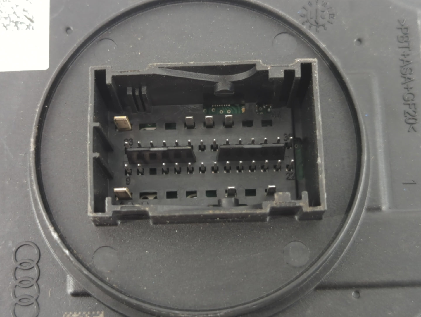2021 Audi Q5 Headlight Ballast Head Light - Oemusedautoparts1.com