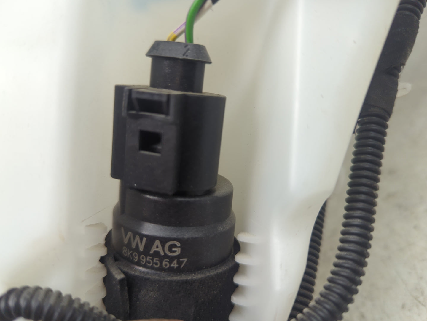 2021 Audi Rs7 Windshield Washer Fluid Reservoir Bottle Oem - Oemusedautoparts1.com