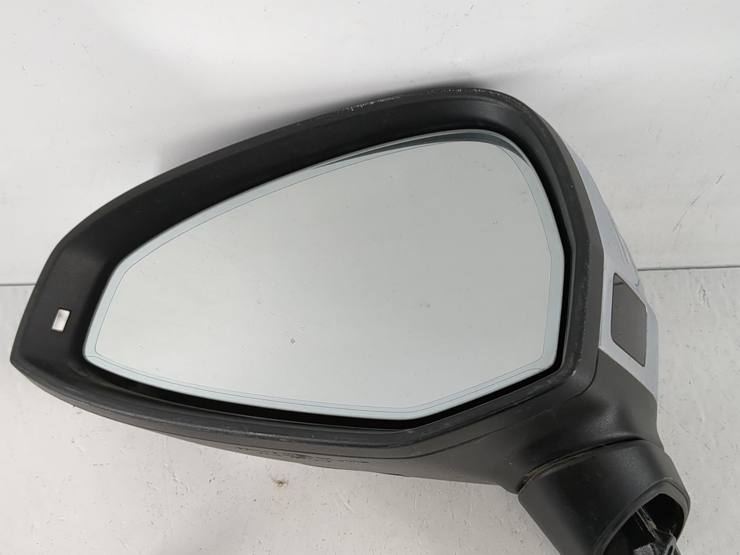 2021 Audi S4 Side Mirror Replacement Driver Left View Door Mirror P/N:E1041409 Fits Fits 2020 OEM Used Auto Parts - Oemuseda