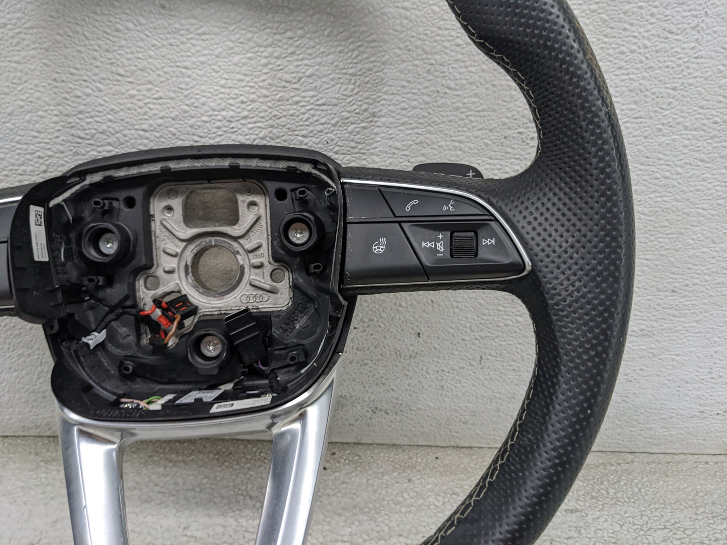 2021 Audi S4 Steering Wheel Oem Black - Oemusedautoparts1.com