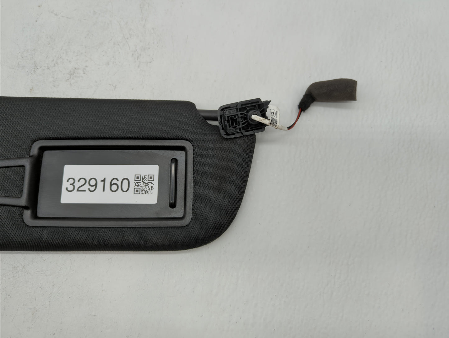 2021 Audi S7 Sun Visor Shade Replacement Passenger Right Mirror Fits OEM Used Auto Parts - Oemusedautoparts1.com