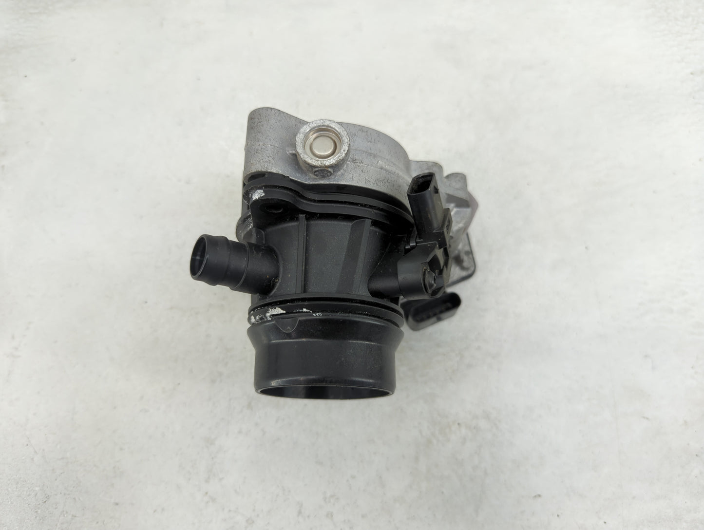 2021 Bmw 228i Throttle Body P/N:7619008 A3C0067720000 Fits Fits 2016 2017 2018 2019 2020 2022 OEM Used Auto Parts - Oemuseda
