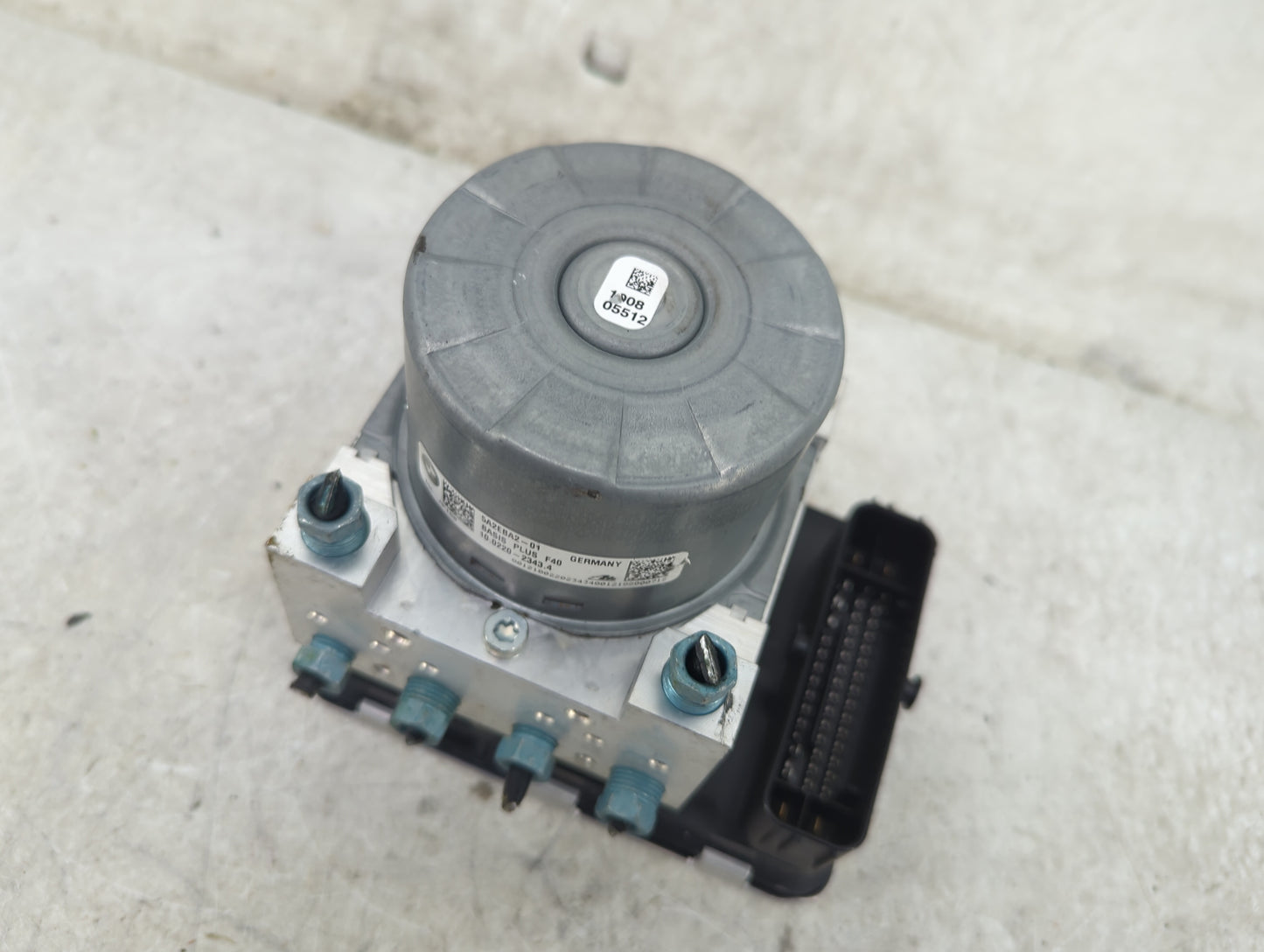 2021 Bmw 228i ABS Pump Control Module Replacement P/N:5A2EBA2-01 10.0220-2343.4 Fits OEM Used Auto Parts - Oemusedautoparts1