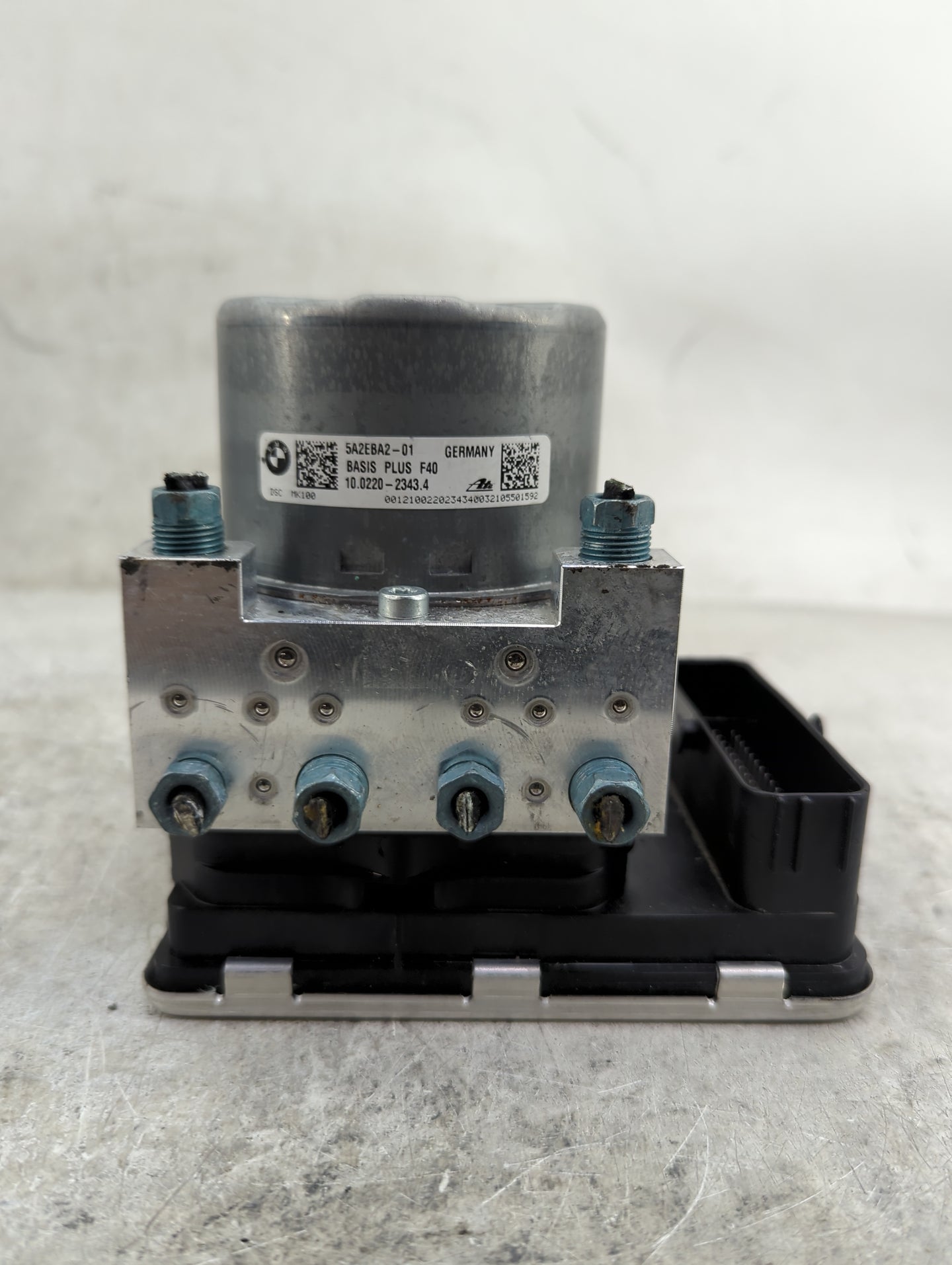 2021 Bmw 228i ABS Pump Control Module Replacement P/N:5A2EBA2-01 10.0220-2343.4, 62121901BCD, 28.5163-7062.3, 5A2EBA3-01 Fit