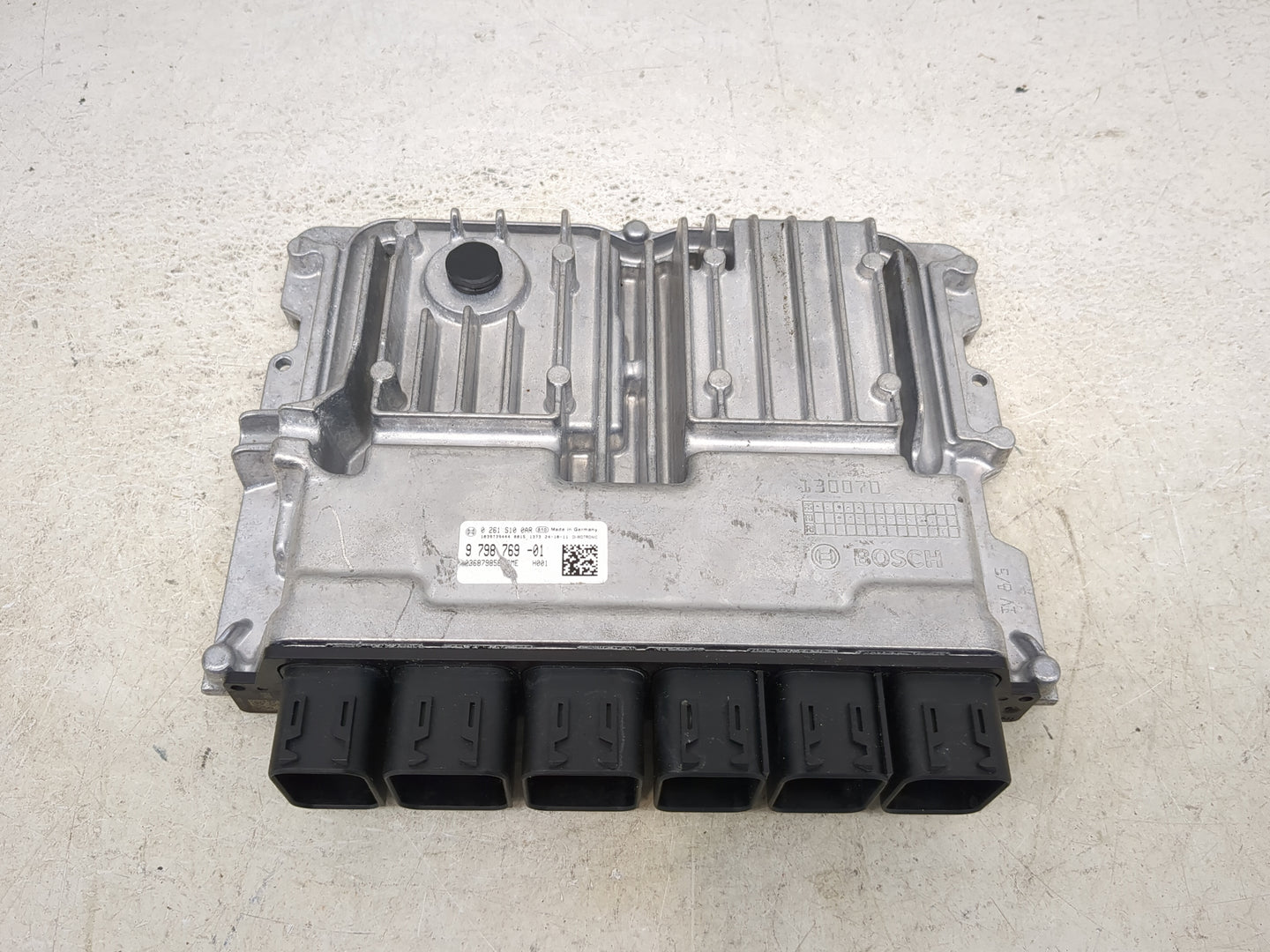 2021 Bmw 228i PCM Engine Control Computer ECU ECM PCU OEM P/N:0 261 S10 0AR 9 799 769-01 Fits Fits 2019 2020 2022 OEM Used A