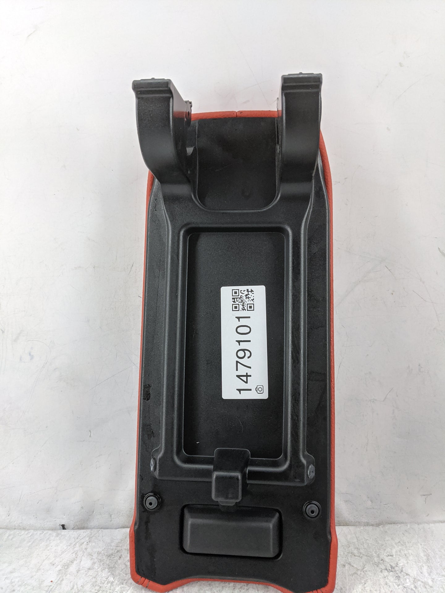 2021 Bmw 228i Center Console Armrest Cover Lid Fits OEM Used Auto Parts - Oemusedautoparts1.com