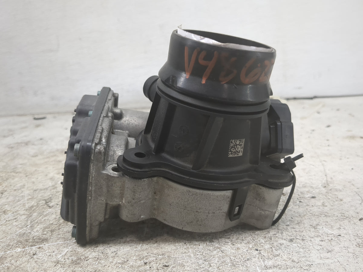 2021 Bmw 228i Throttle Body P/N:13.54 7 619 008 03 A2C15022400 Fits Fits 2016 2017 2018 2019 2020 2022 OEM Used Auto Parts -