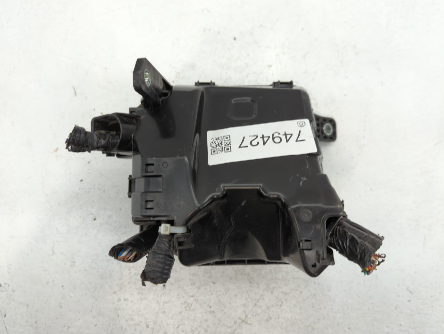2021 Bmw 323i Fusebox Fuse Box Panel Relay Module P/N:PP-TD10 5676 Fits OEM Used Auto Parts - Oemusedautoparts1.com