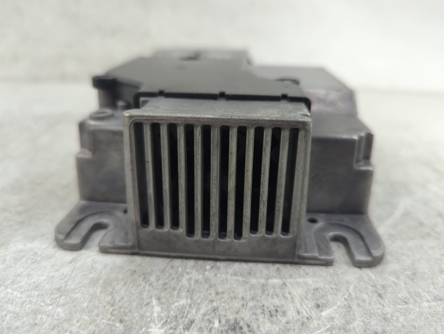 2021-2021 Bmw 330e Radio Speaker Amplifier - Oemusedautoparts1.com
