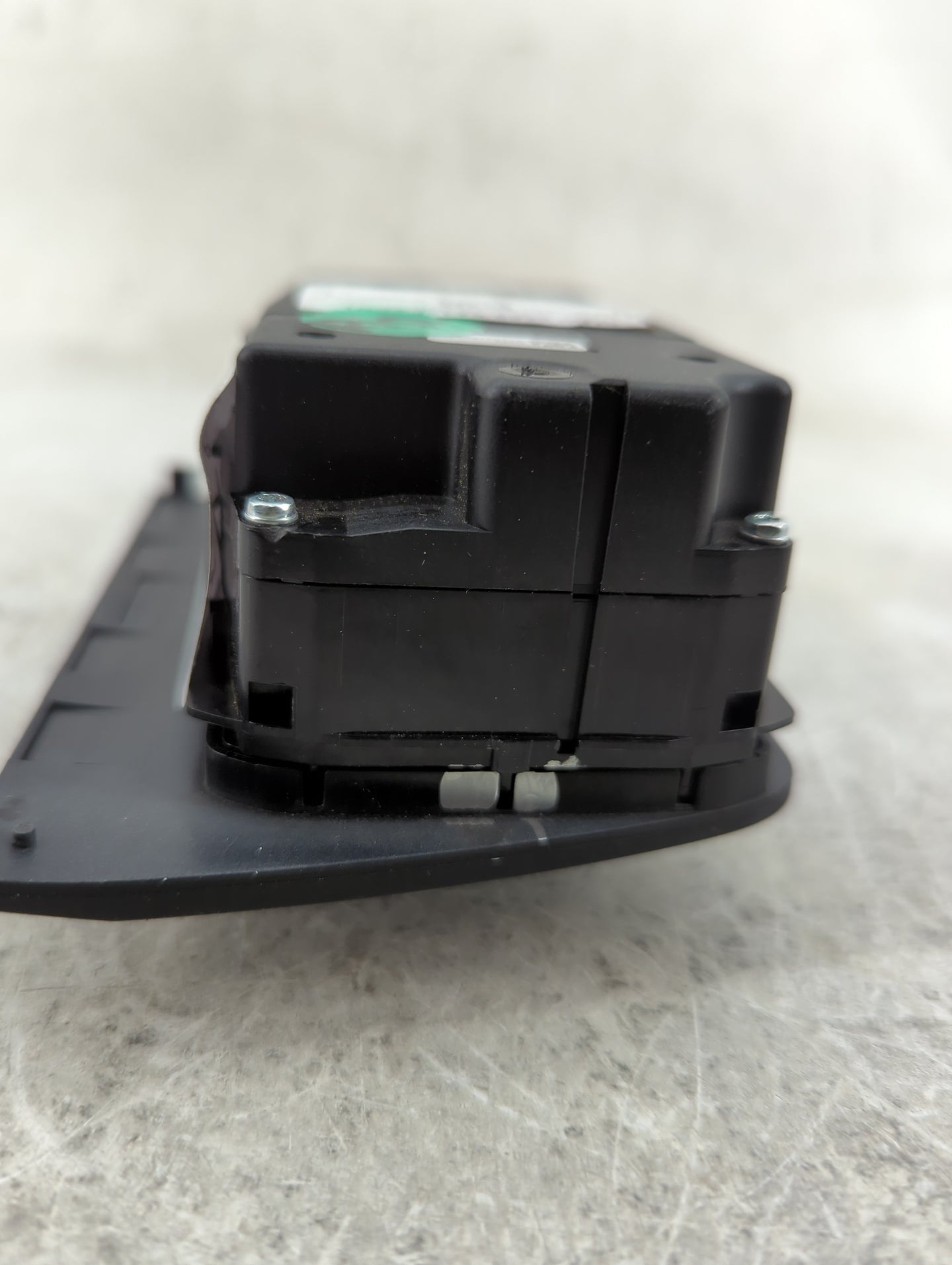 2021 Bmw 330i Information-gps-tv Control Module - Oemusedautoparts1.com