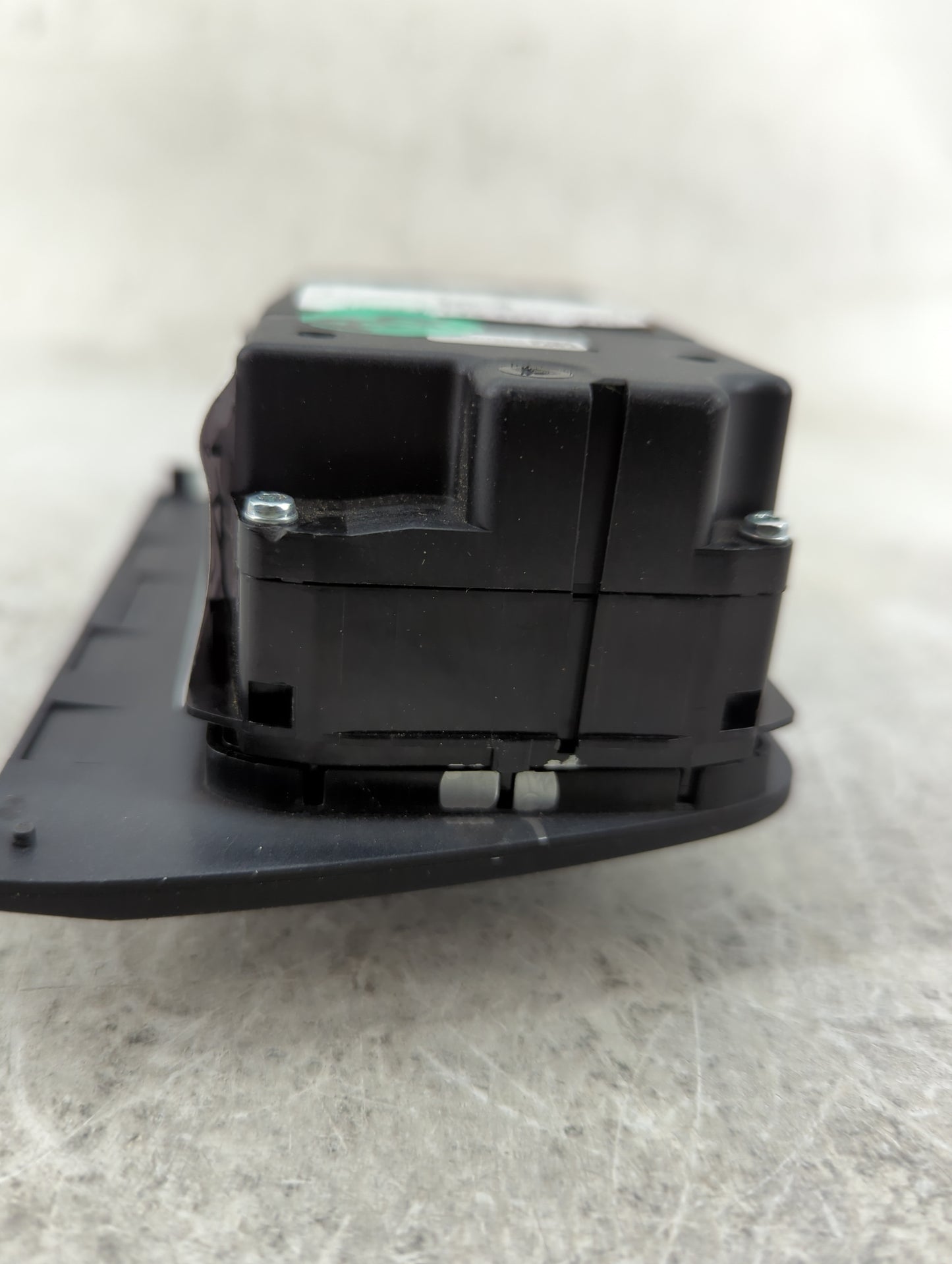 2021 Bmw 330i Information-gps-tv Control Module - Oemusedautoparts1.com