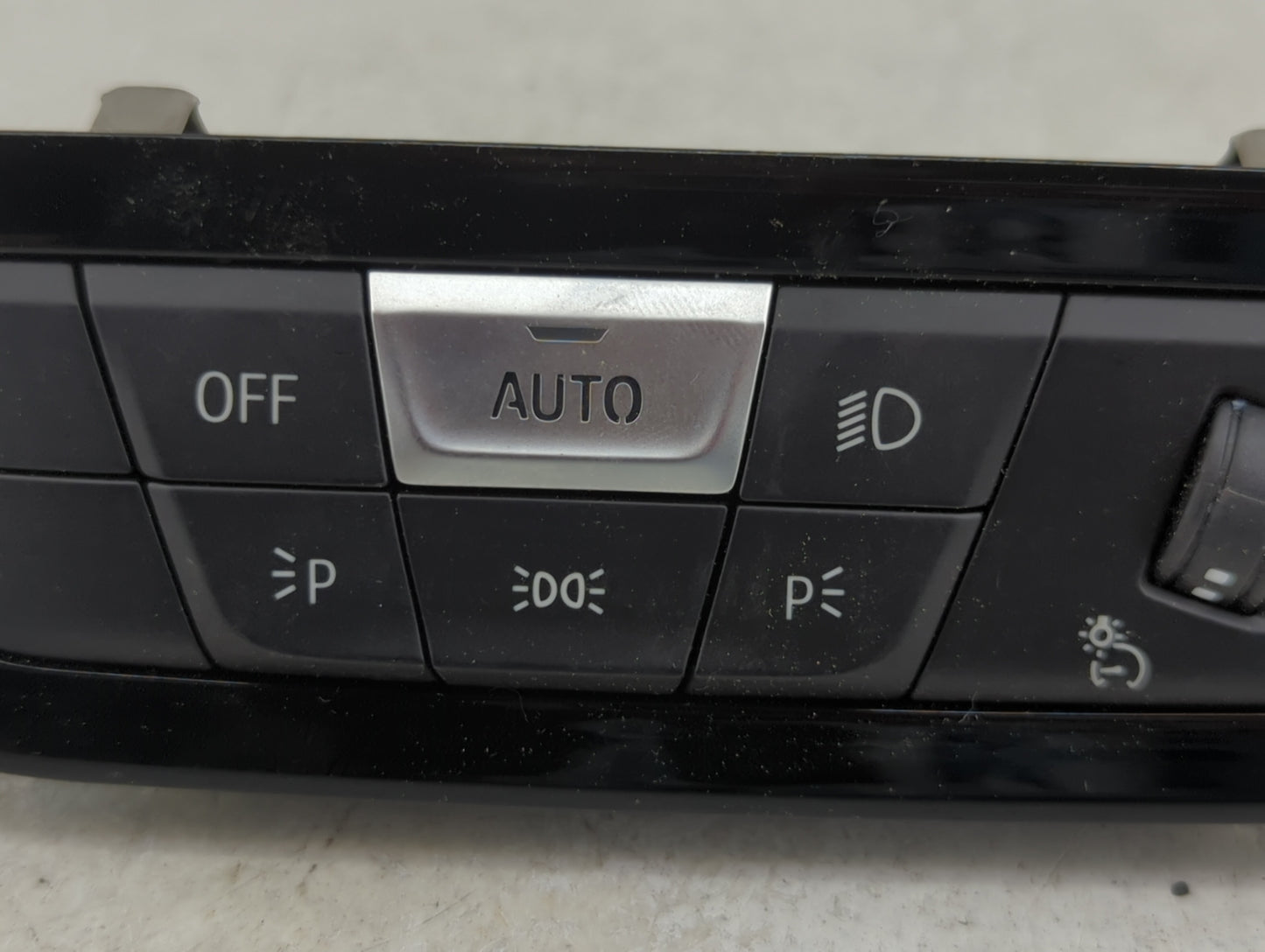 2021 Bmw 330i Headlight Head Light Switch Lamp Control - Oemusedautoparts1.com