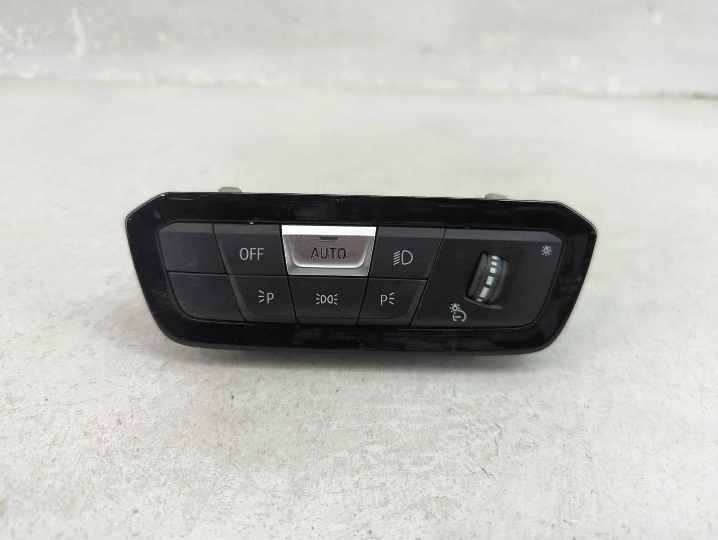 2021 Bmw 330i Headlight Head Light Switch Lamp Control - Oemusedautoparts1.com