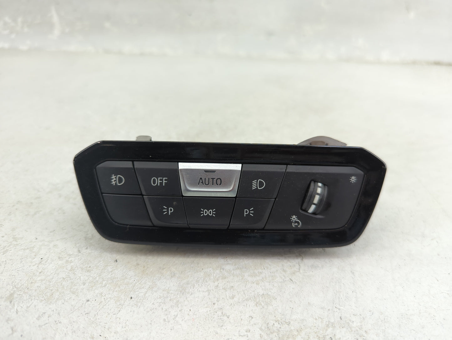 2021 Bmw 330i Headlight Head Light Switch Lamp Control - Oemusedautoparts1.com