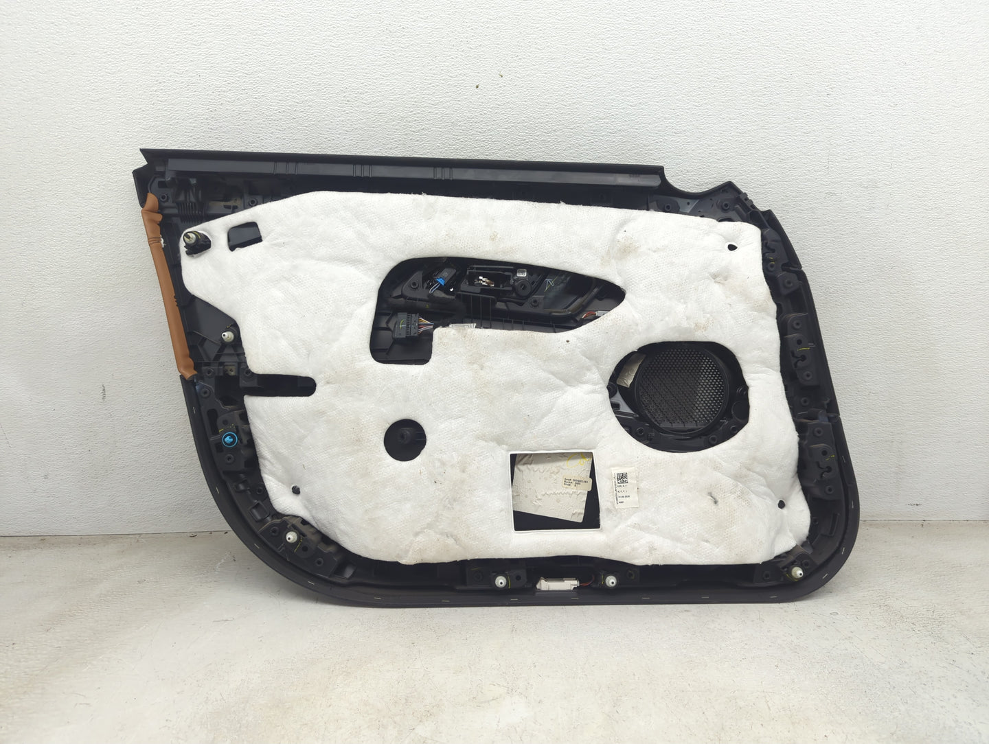 2021 Bmw 330i Front Right Passenger Interior Door Panel Trim - Oemusedautoparts1.com