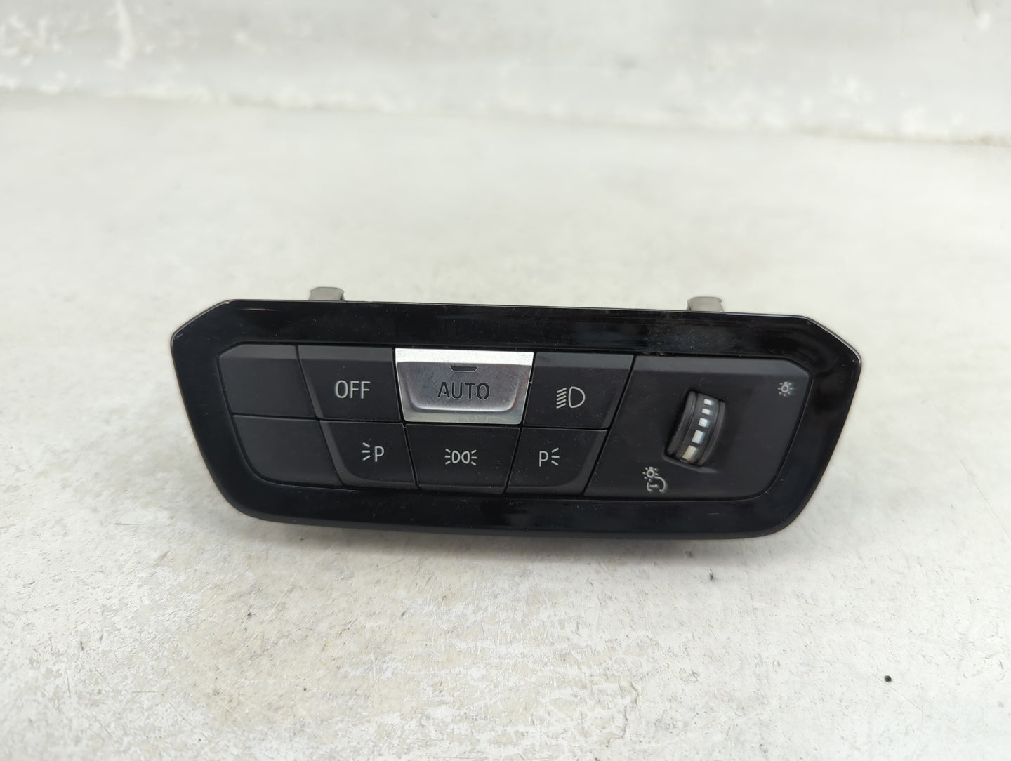 2021 Bmw 330i Headlight Head Light Switch Lamp Control - Oemusedautoparts1.com