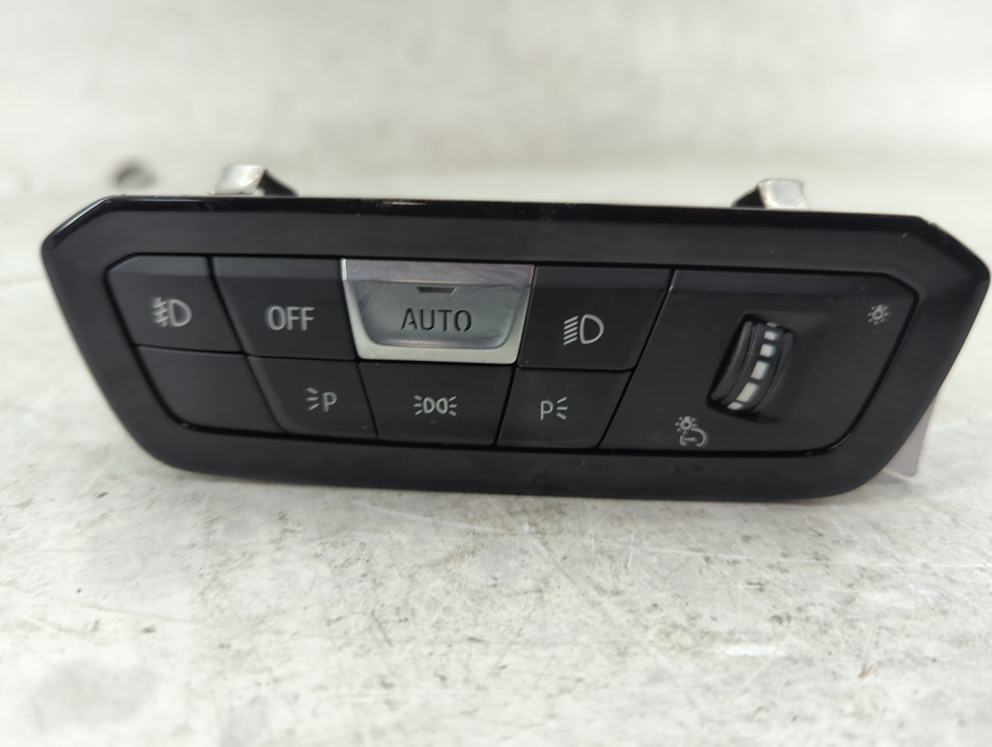 2021 Bmw 330i Headlight Lamp Control Switch - Oemusedautoparts1.com