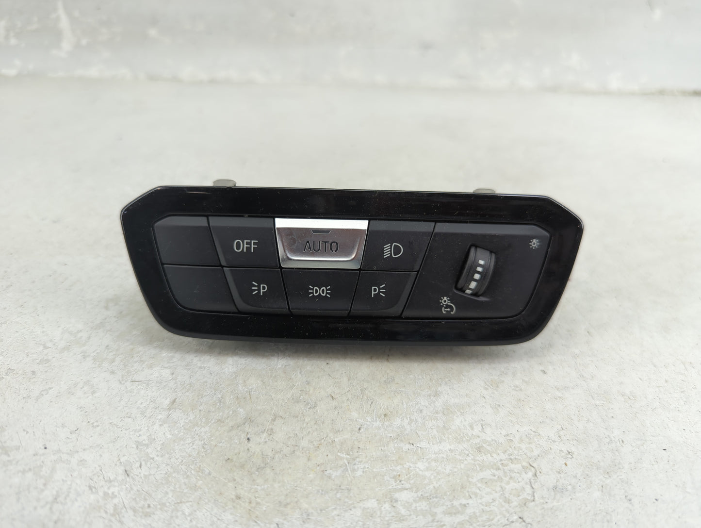 2021 Bmw 330i Headlight Head Light Switch Lamp Control 1452129 - Oemusedautoparts1.com
