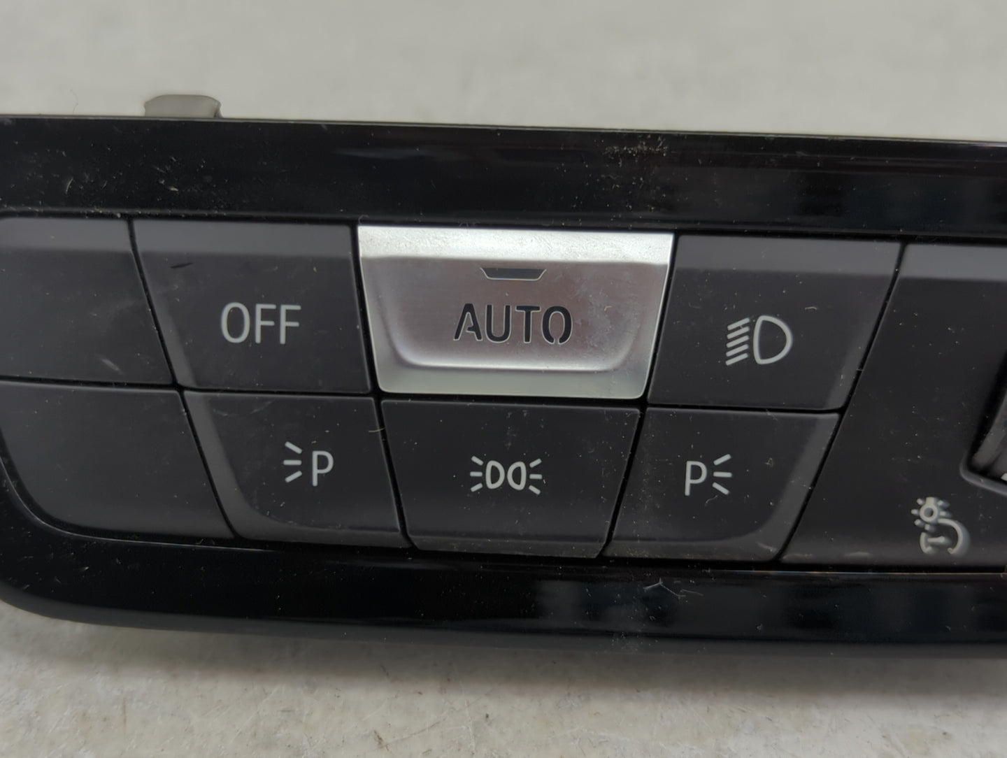 2021 Bmw 330i Headlight Head Light Switch Lamp Control - Oemusedautoparts1.com