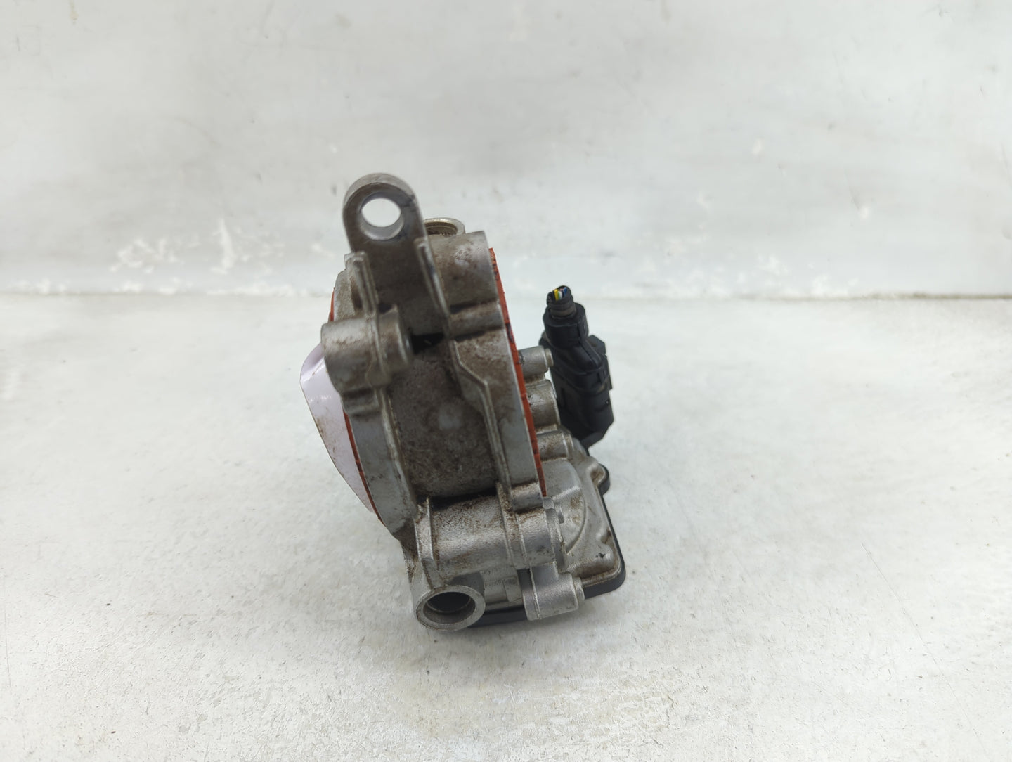 2017-2021 Bmw 330i Throttle Body P/N:8601651 A2C15021900 Fits Fits 2016 2017 2018 2019 2020 2021 2022 OEM Used Auto Parts - 