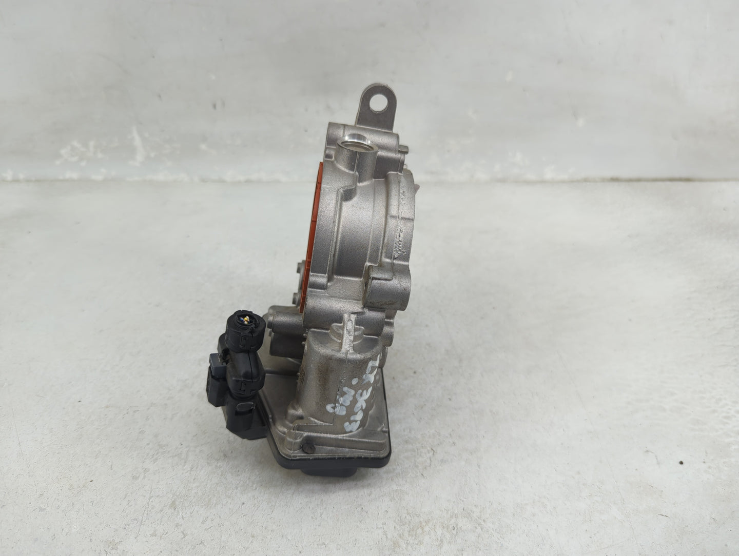 2017-2021 Bmw 330i Throttle Body P/N:8601651 A2C15021900 Fits Fits 2016 2017 2018 2019 2020 2021 2022 OEM Used Auto Parts - 