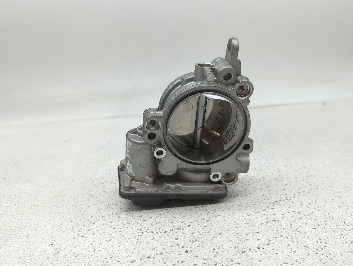 2017-2021 Bmw 330i Throttle Body P/N:8601651 A2C15021900 Fits Fits 2016 2017 2018 2019 2020 2021 2022 OEM Used Auto Parts - 
