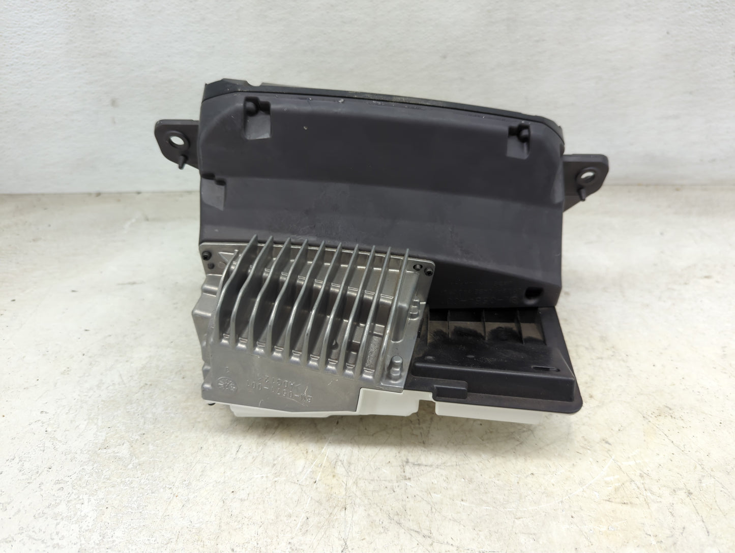 2019-2021 Bmw 330i Information Display Screen - Oemusedautoparts1.com