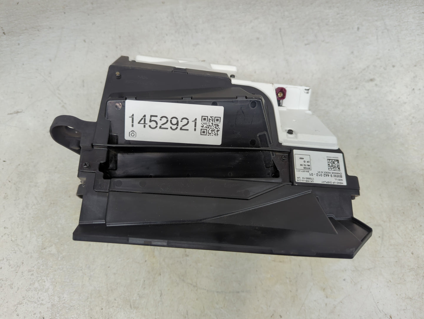 2021-2021 Bmw 330i Information Display Screen - Oemusedautoparts1.com