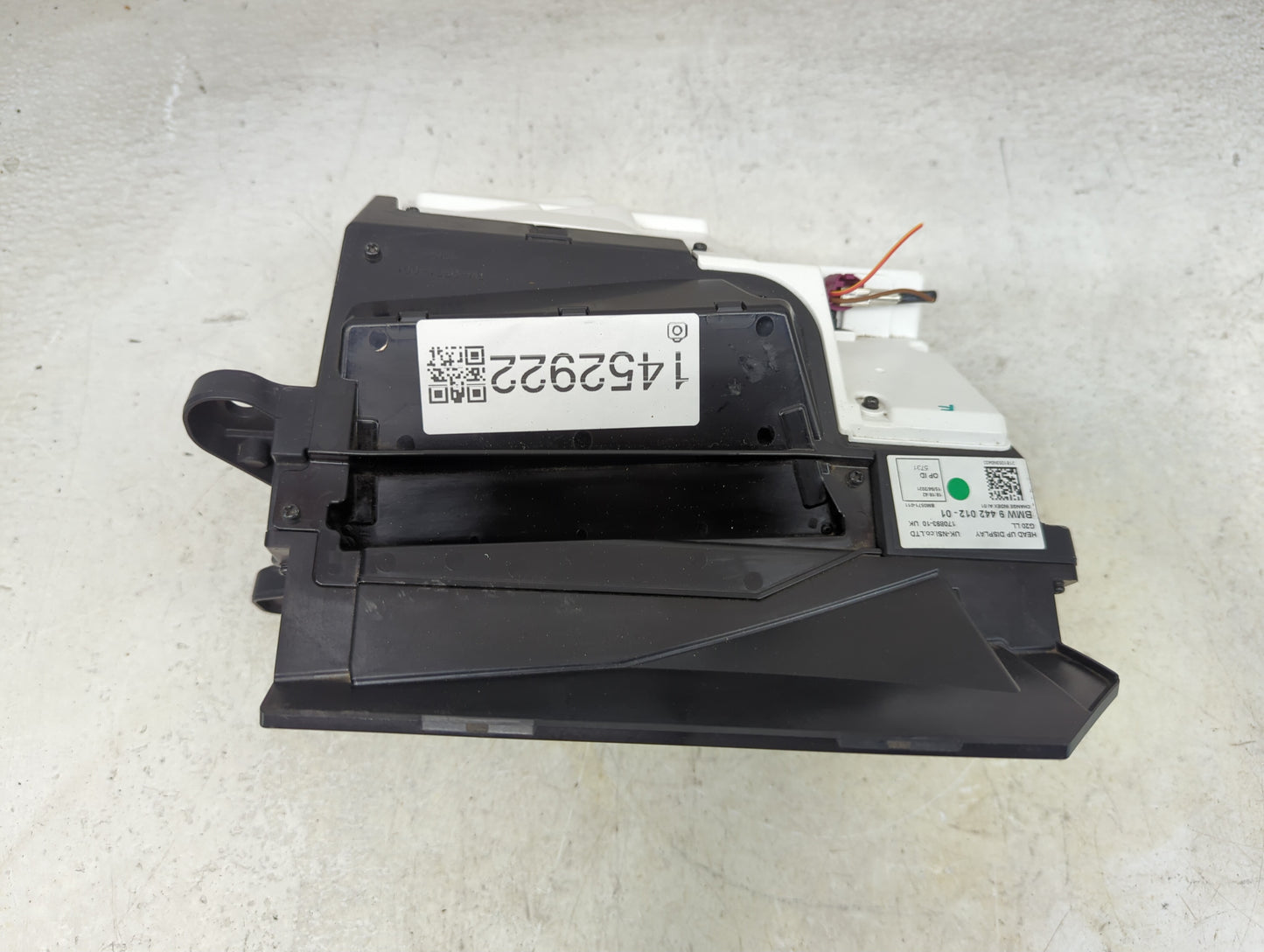 2021-2021 Bmw 330i Information Display Screen - Oemusedautoparts1.com