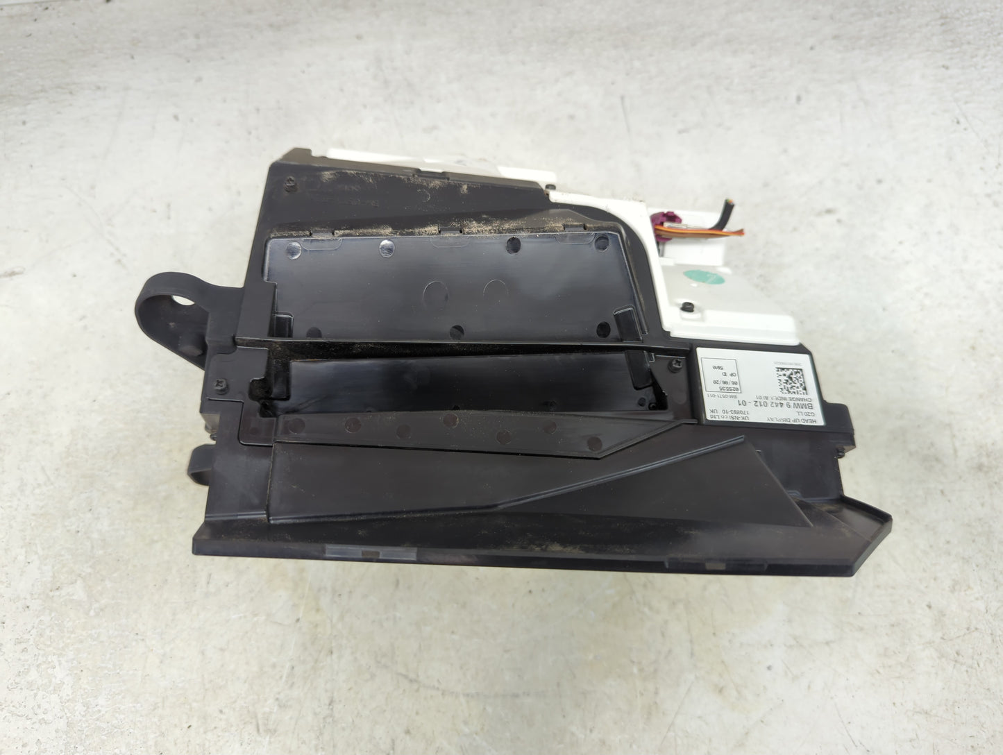 2021-2021 Bmw 330i Information Display Screen - Oemusedautoparts1.com